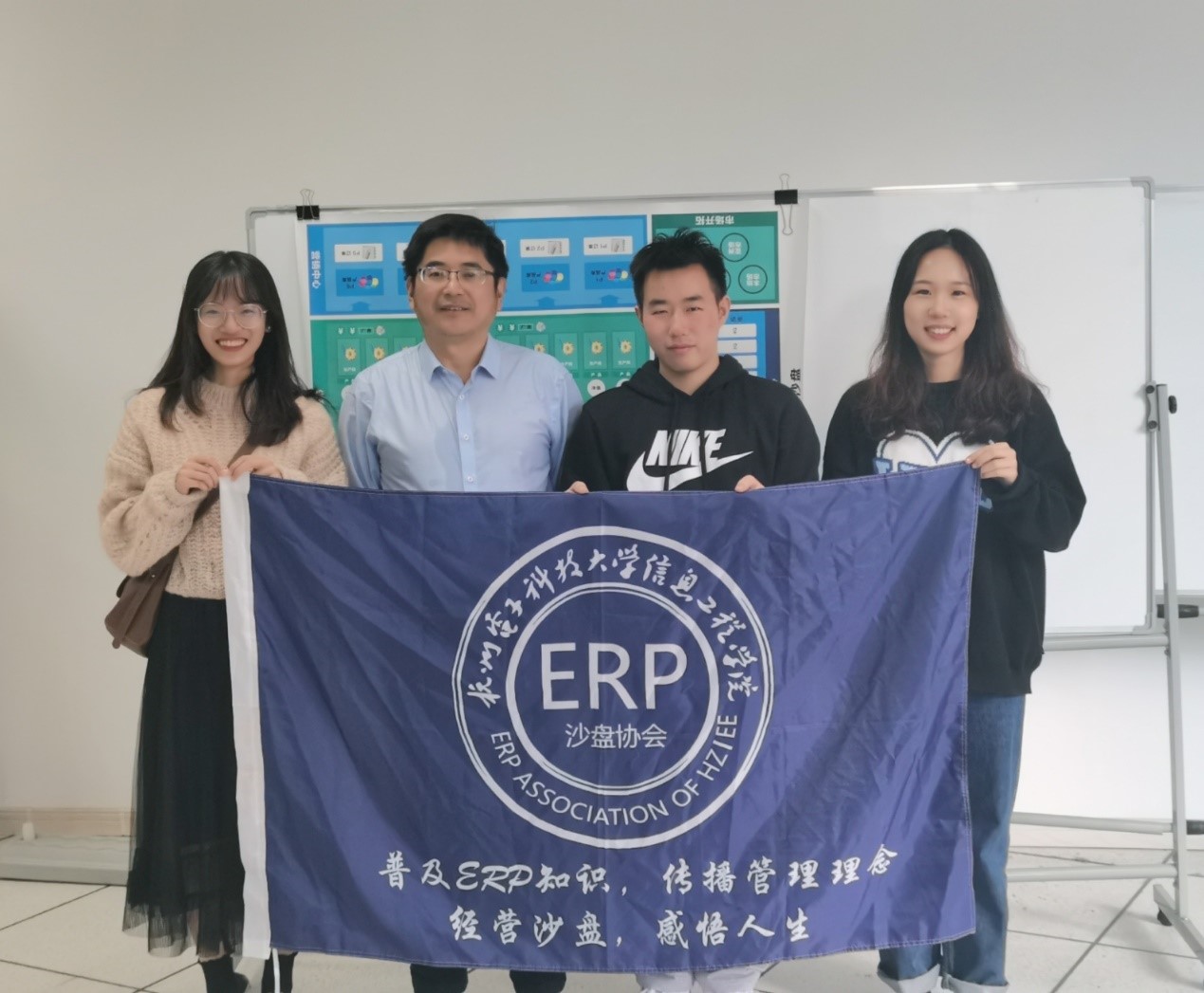 1635927539442444.jpg 1635927539442444.jpg