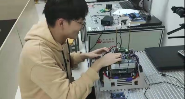 1639377058909705.png 1639377058909705.png