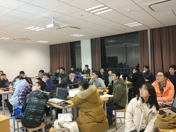 实验班学习照片.jpg